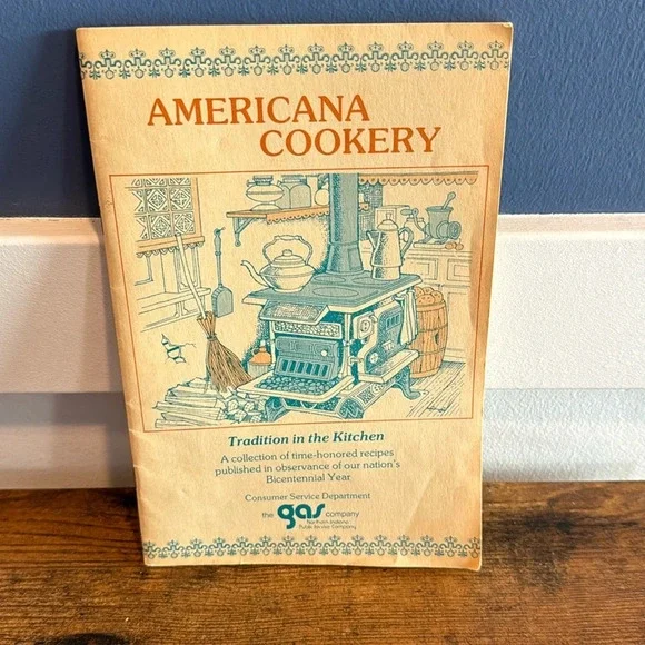 American Cookery Cookbook ‘Tradition in the kitchen’ The GAS Company - Picture 1 of 5